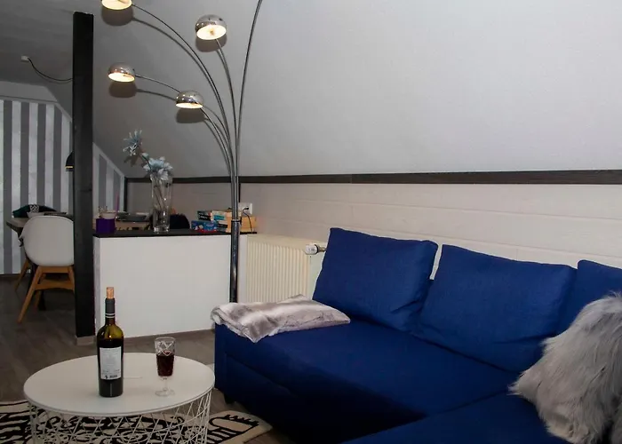 149 Rosa Lägenhet Wilhelmshaven